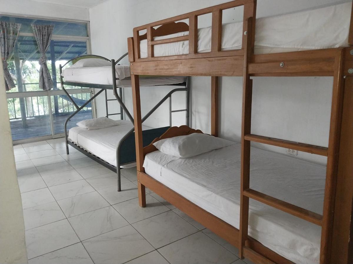 Amazon Breeze Hotel Iquitos Exterior photo