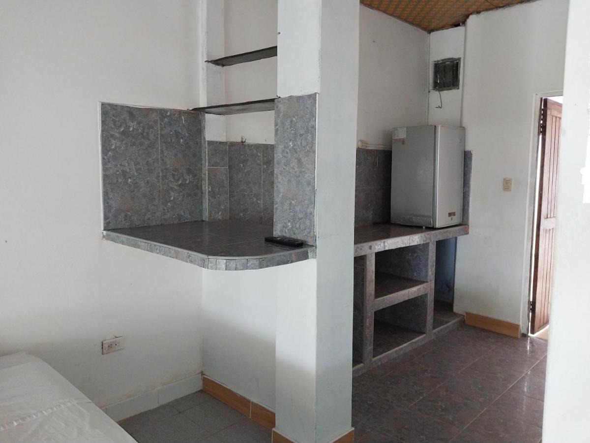 Amazon Breeze Hotel Iquitos Exterior photo